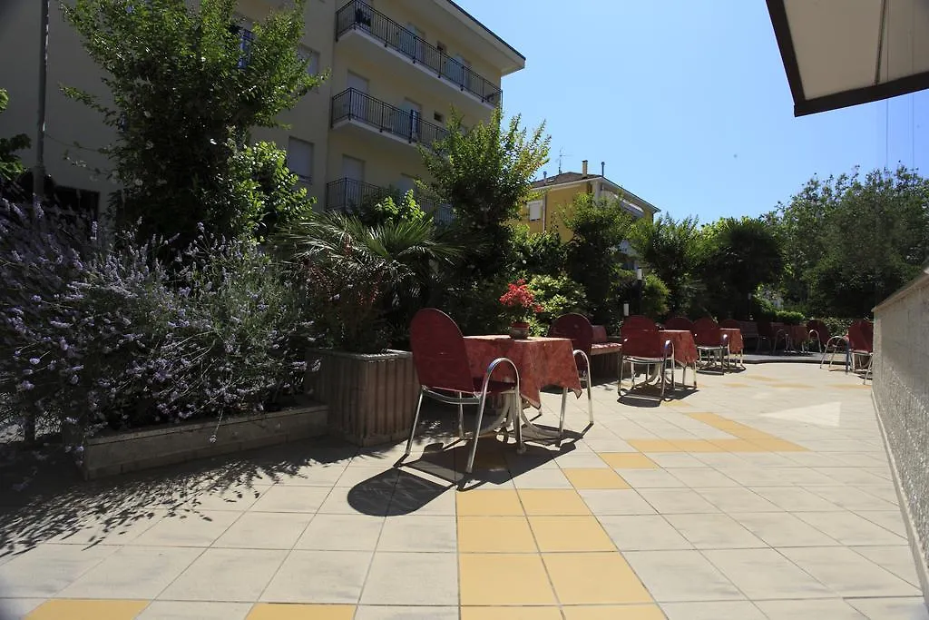Hotel Conti Rimini 3*,